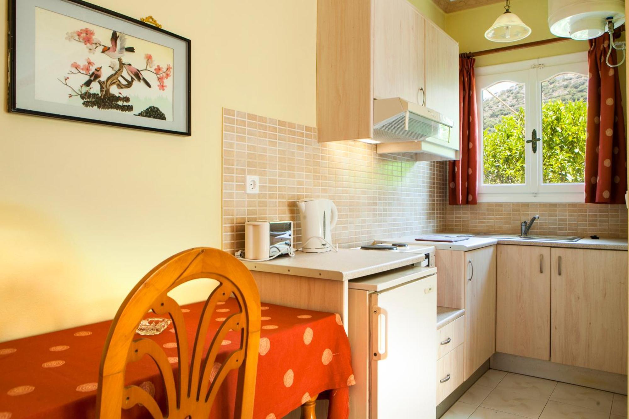 Tzivras Villa & Apartments Lassi  Habitación foto